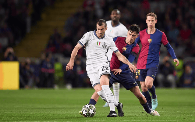 这下真信了！切尔西9号魔咒无人可破，新援中锋再遭严重伤情困扰（切尔西9号魔咒再现，新援中锋再陷重伤困扰）