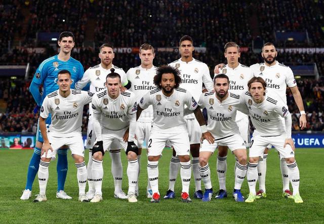 好喜欢这种没什么价值纯开心的节日（偏爱这种不讲功利、只为开心的节日）