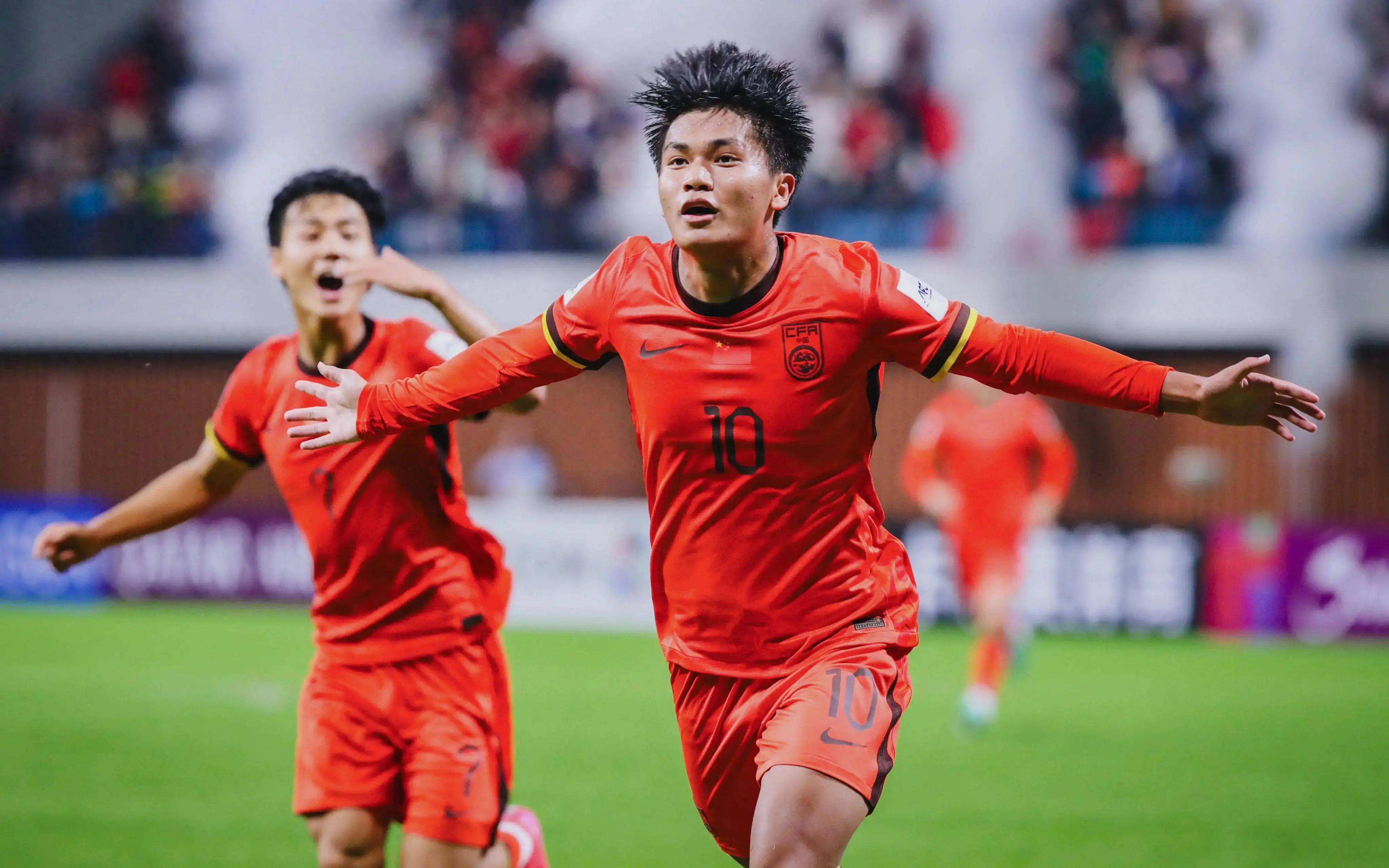 CBA：浙江男篮强势取胜 稳居积分榜前列（CBA：浙江男篮再下一城，稳坐积分榜前列）