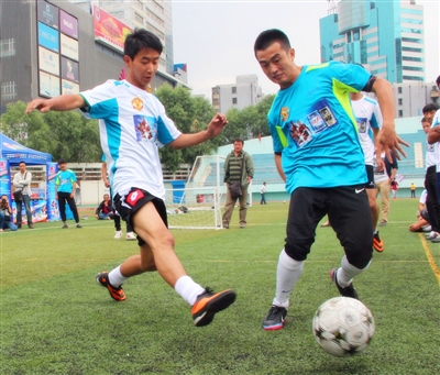 巴甲半场：克里斯蒂安头球破僵，克鲁塞罗暂1-0博塔弗戈（巴甲半场战报：克里斯蒂安头球先拔头筹，克鲁塞罗暂1-0领先博塔弗戈）