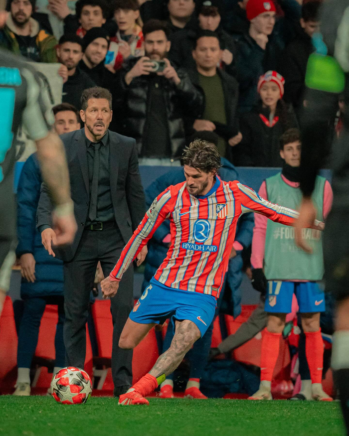 公牛三巨头合体表现亮眼